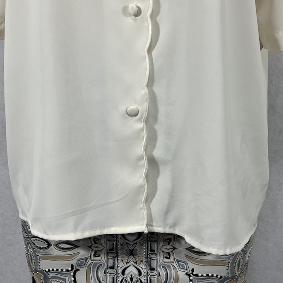 Christie & Jill Women's Top Size 18 Ivory Embroidery Short Sleeve Button Front - Picture 4 of 9